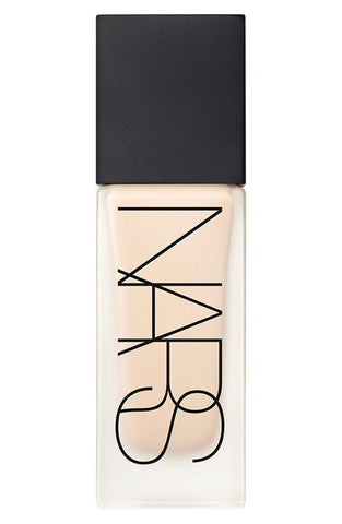 "ALL DAY" LIQUID FOUNDATION